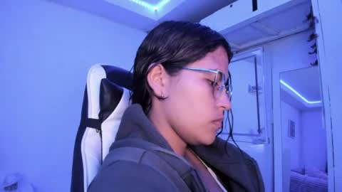 Snapshot of ladybrown_16 chatting on 16, 6, 2026 Lady online show from 16, 6, 2026