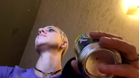 Snapshot of ladybug9097 chatting on 7, 2, 2025 RockStar Couple online show from 7, 2, 2025