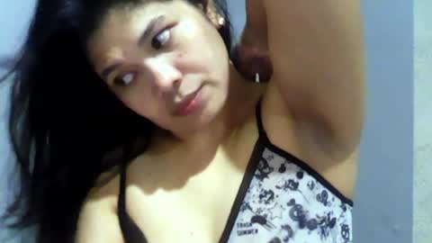 Snapshot of ladychatterly02 chatting on 18, 4, 2026 jen-jen online show from 18, 4, 2026