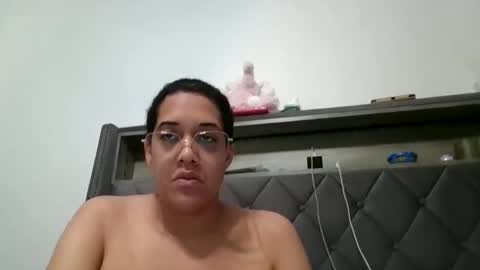 Snapshot of ladycinnabon chatting on 1, 4, 2026 Stephanie online show from 1, 4, 2026