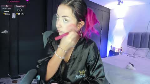 Lady  online show from 29, 12, 2024