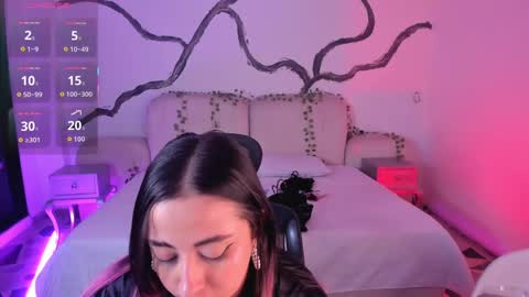 Lady  online show from 15, 9, 2025