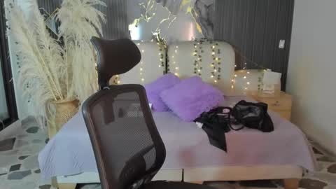 Lady  online show from 20, 2, 2026