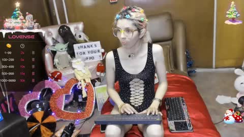 Skinnygirl online show from 13, 12, 2024