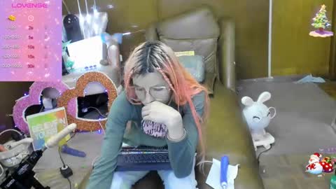 Skinnygirl online show from 25, 9, 2025