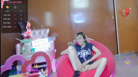 Snapshot of laflakita21 chatting on 11, 4, 2026 Skinnygirl online show from 11, 4, 2026