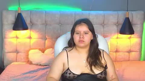 Snapshot of laia_and_aloby chatting on 9, 1, 2025 online show from 9, 1, 2025