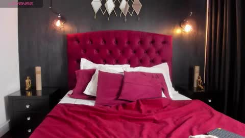 Laia  online show from 18, 11, 2025