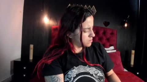 Snapshot of laia_jonees chatting on 19, 4, 2026 Laia online show from 19, 4, 2026