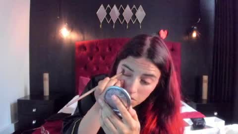 Snapshot of laia_jonees chatting on 11, 5, 2026 Laia online show from 11, 5, 2026