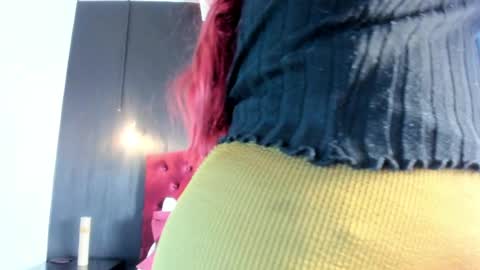 Snapshot of laia_jonees chatting on 15, 5, 2026 Laia online show from 15, 5, 2026