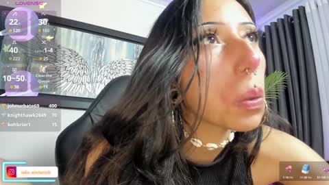 Snapshot of laila_angel chatting on 23, 12, 2024 laila_angel online show from 23, 12, 2024