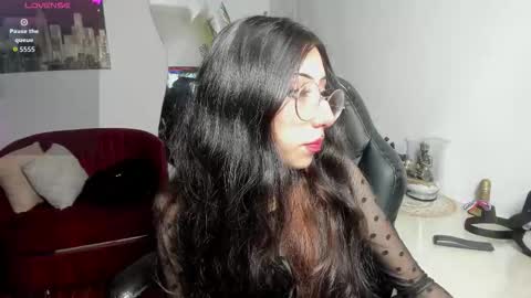 Snapshot of laila_angel chatting on 9, 1, 2026 laila_angel online show from 9, 1, 2026