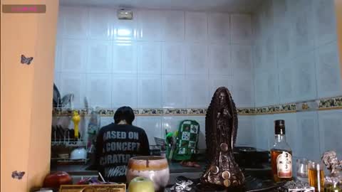 Snapshot of laila_bunny chatting on 25, 7, 2026 Lai online show from 25, 7, 2026