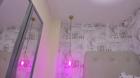   online show from 21, 2, 2025