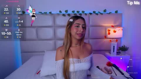 Snapshot of lailastilwills chatting on 7, 11, 2025 Laila Stilwills online show from 7, 11, 2025