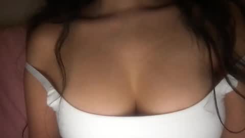 Snapshot of lailayousef chatting on 5, 12, 2024 Laila Yousef online show from 5, 12, 2024