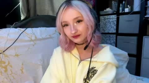 Snapshot of lakitalyndaker chatting on 27, 4, 2026 Elsa online show from 27, 4, 2026