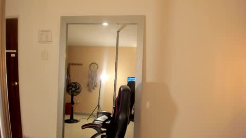 Snapshot of lala_demon chatting on 14, 4, 2026 lala_demon online show from 14, 4, 2026