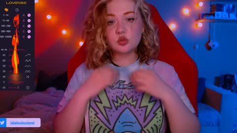 Snapshot of lala_loulou chatting on 26, 12, 2024 Nicky online show from 26, 12, 2024