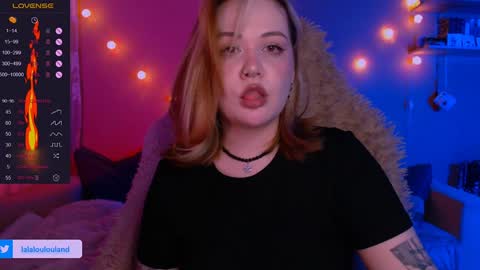 Snapshot of lala_loulou chatting on 4, 1, 2025 Nicky online show from 4, 1, 2025