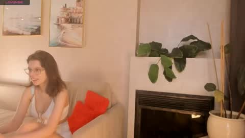 Snapshot of lalajecks chatting on 19, 4, 2026 Julia online show from 19, 4, 2026