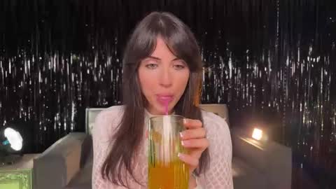 Ellina online show from 19, 9, 2025