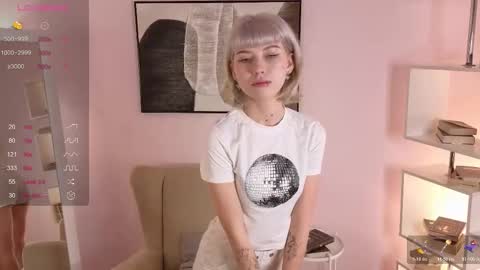 Snapshot of laly_morgret chatting on 19, 11, 2025 Sofia online show from 19, 11, 2025