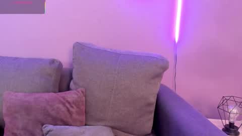    online show from 28, 9, 2025