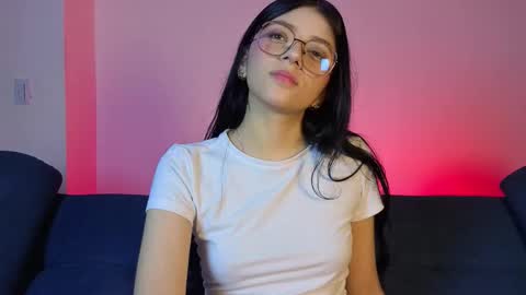 Snapshot of lana_dol chatting on 4, 2, 2026 ... . . ... online show from 4, 2, 2026