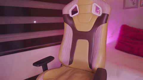 Lana online show from 28, 11, 2025