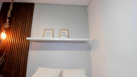 Snapshot of lana_jonnes_ chatting on 1, 4, 2026 Lana igauroraaaaaaaaa 1 online show from 1, 4, 2026