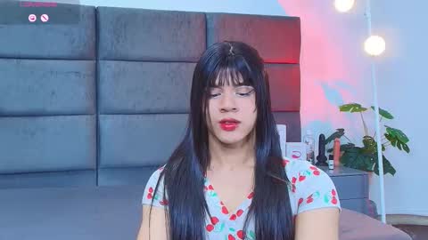 valentino moon online show from 23, 3, 2026