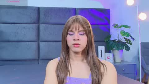 valentino moon online show from 6, 4, 2026