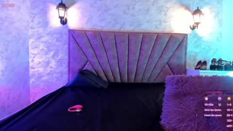 Angel  IG  online show from 11, 4, 2026