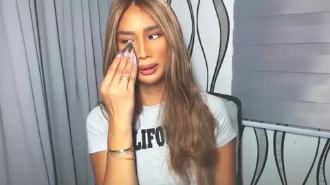 Snapshot of lanadel_hilton chatting on 6, 2, 2025 Lana online show from 6, 2, 2025