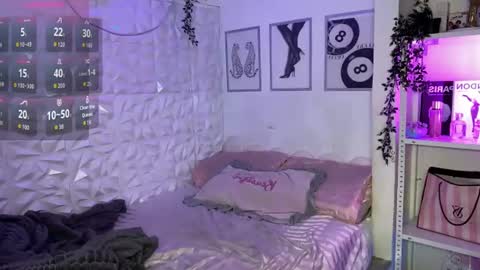Snapshot of lanadel_hilton chatting on 24, 6, 2026 Lana online show from 24, 6, 2026