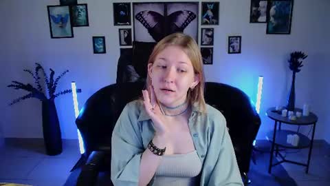 lana online show from 28, 6, 2026