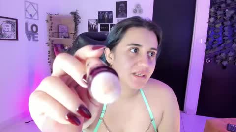 lanaherondale_ online show from 29, 11, 2025