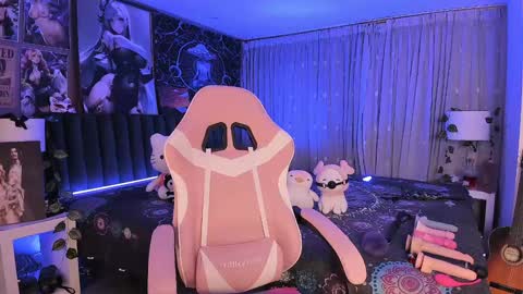 L A N A  online show from 22, 1, 2025