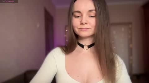 Snapshot of lanaloulou chatting on 21, 4, 2026 Lana online show from 21, 4, 2026