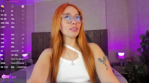 Snapshot of lanamills_ chatting on 16, 9, 2025 Lana online show from 16, 9, 2025