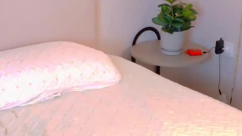 Lana online show from 11, 2, 2026