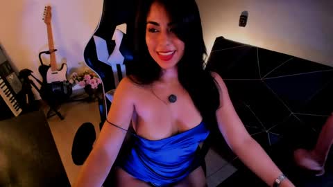 Lana online show from 12, 4, 2026