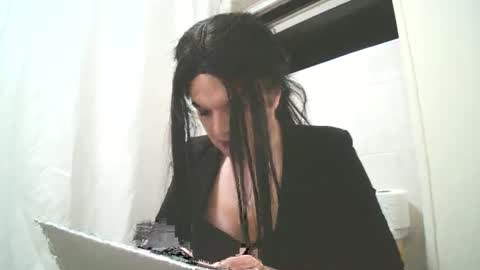 Snapshot of lance_creed chatting on 6, 1, 2025 Megan Brookes online show from 6, 1, 2025