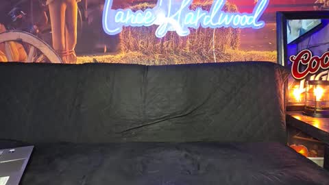 Snapshot of lancehardwood222 chatting on 18, 10, 2025 LANCE online show from 18, 10, 2025