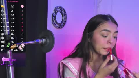 lanna_brunette online show from 18, 12, 2025