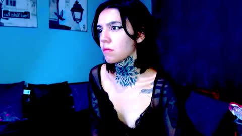 Snapshot of lannie_gonzales chatting on 7, 2, 2026 LANNIE online show from 7, 2, 2026