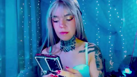 Snapshot of lannie_gonzales chatting on 9, 3, 2026 LANNIE online show from 9, 3, 2026