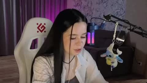 Snapshot of lanniecutchin chatting on 6, 5, 2026 Monica online show from 6, 5, 2026